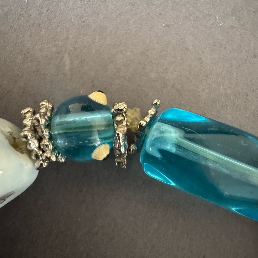 Blue Beaded Bracelet - Picture 5 of 8